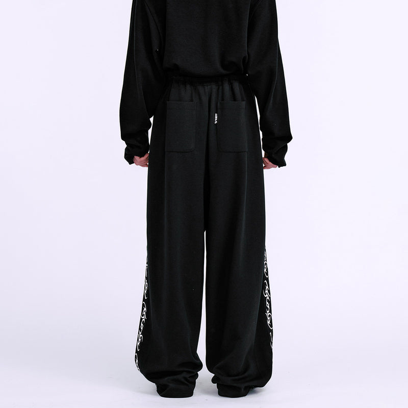 AJOBYAJO ONE TUCK TRACK PANTS BLACK