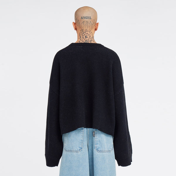 AJOBYAJO TOTAL LOGO CROPPED SWEATER BLACK