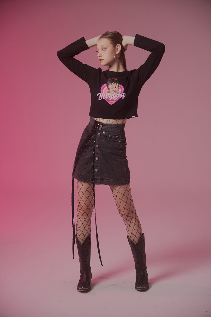 UL:KIN X BETTY BOOP LOVE POWER SEMI-CROP LONG SLEEVE T-SHIRT BLACK
