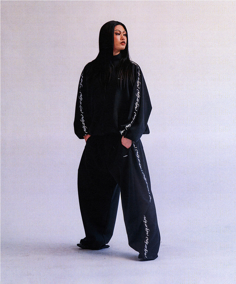 AJOBYAJO ONE TUCK TRACK PANTS BLACK
