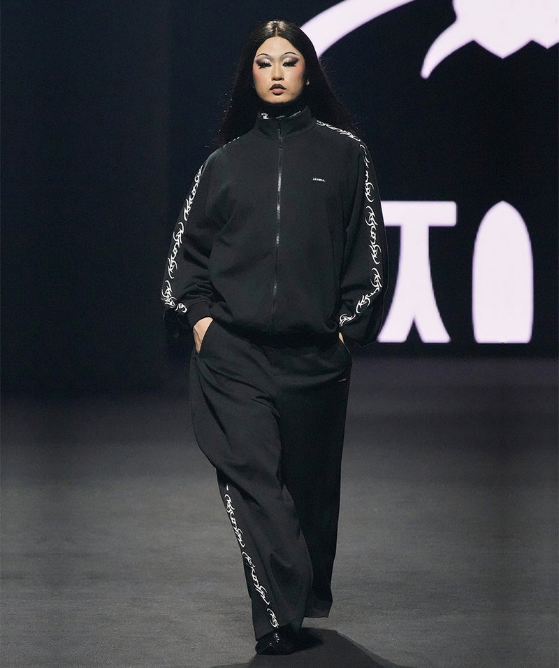 AJOBYAJO ONE TUCK TRACK PANTS BLACK