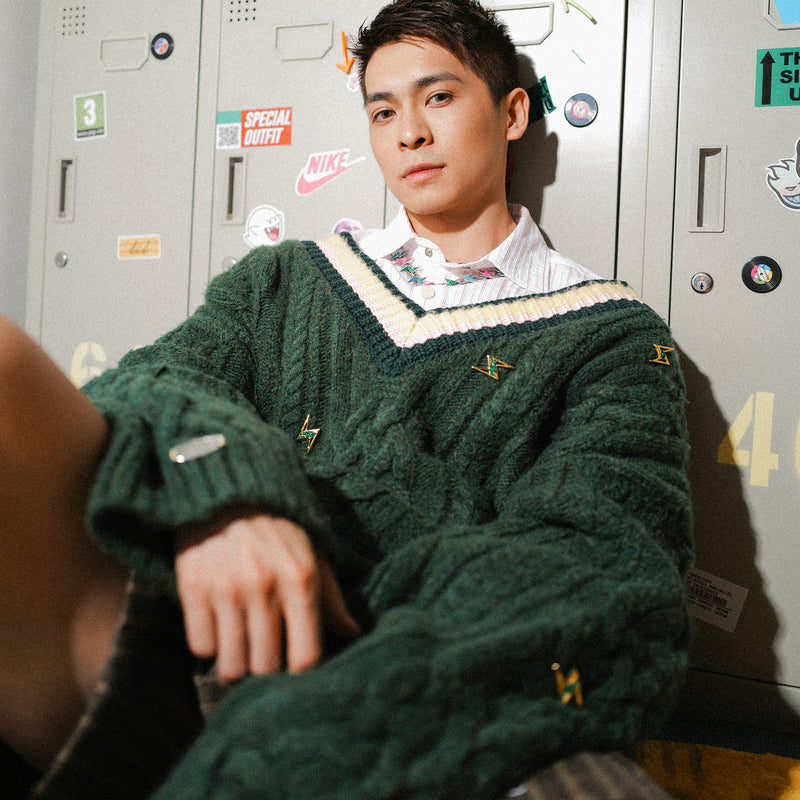 KOWLOON CITY BOY PINS COLLEGE CABLE SWEATER GREEN