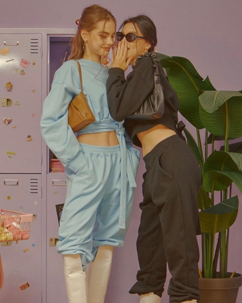 SETSETSET BACK SLIT CROP SWEATSHIRT SKY BLUE