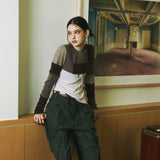 SETSETSET SIGNATURE CROSSOVER COLOR BLOCK CROP CARDIGAN BROWN