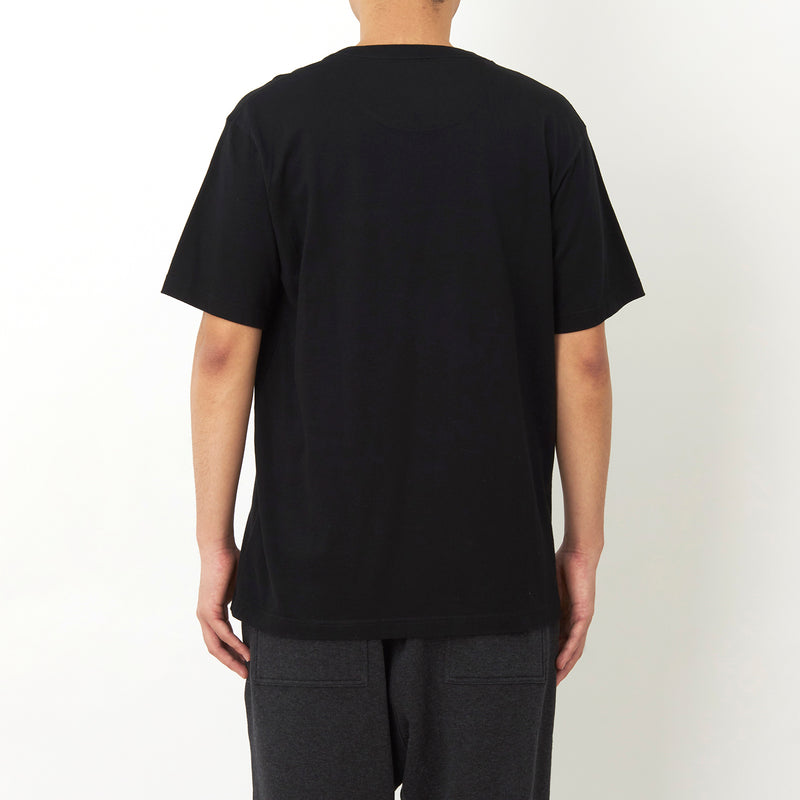 WHITE MOUNTAINEERING LOGO POCKET T-SHIRT BLACK