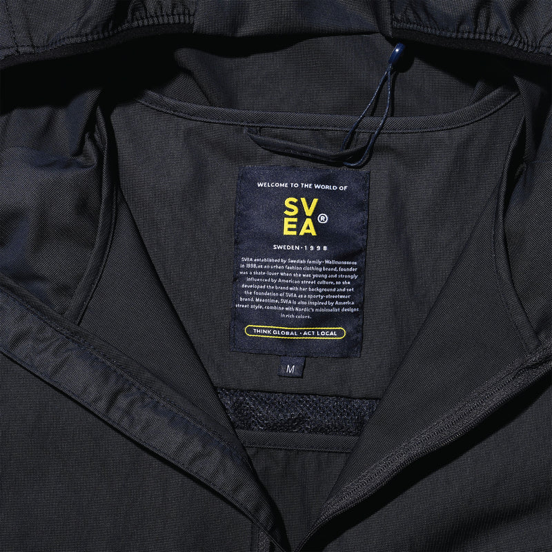 SVEA HALF ZIP PACKABLE WINDBREAKER BLACK