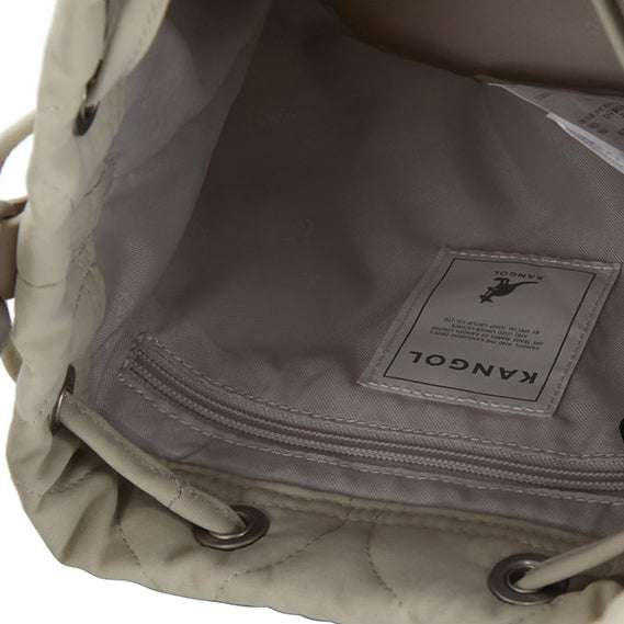 KANGOL QUILT II BUCKET BAG BEIGE