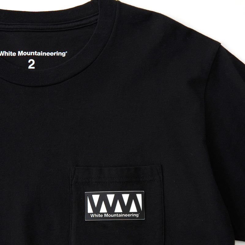WHITE MOUNTAINEERING LOGO POCKET T-SHIRT BLACK