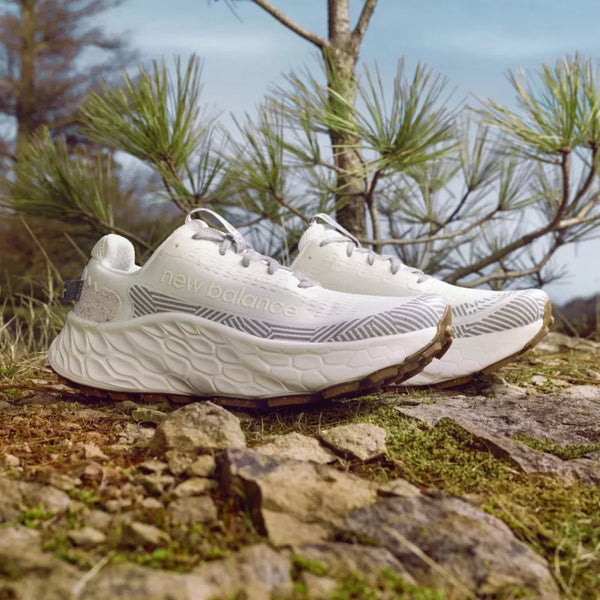 NEW BALANCE FRESH FOAM X TRAIL MORE V3 WHITE WITH TURTLEDOVE WTMORUD3