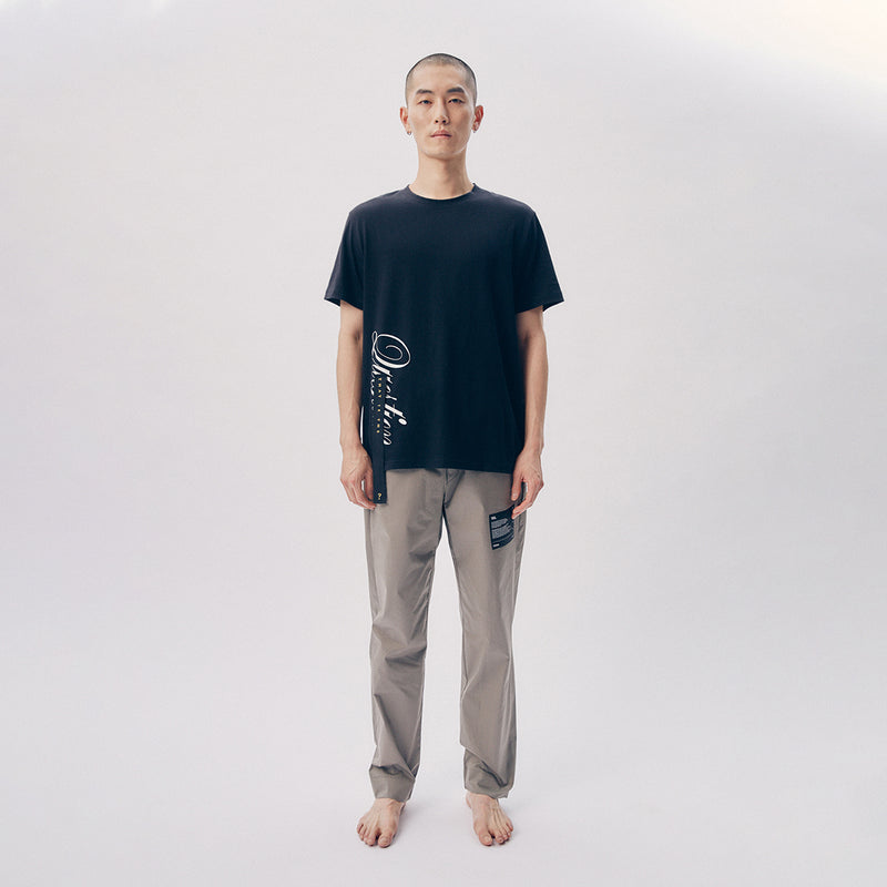 TEE LIBRARY QUESTION TAPE SHORT SLEEVE T-SHIRT BLACK